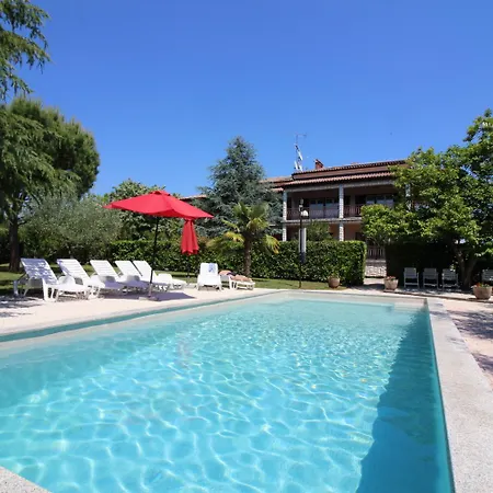 Apartment Lorena With Pool Porec