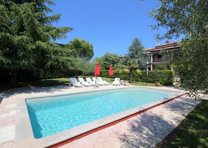 Apartman Lorena With Pool Poreč