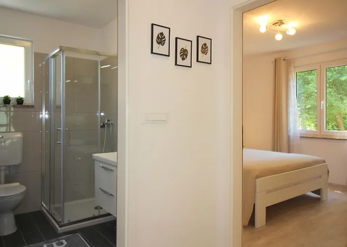 Apartman Lorena With Pool Poreč