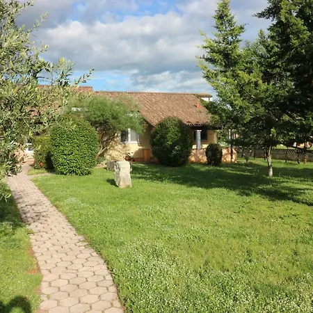 Lorena With Pool Пореч